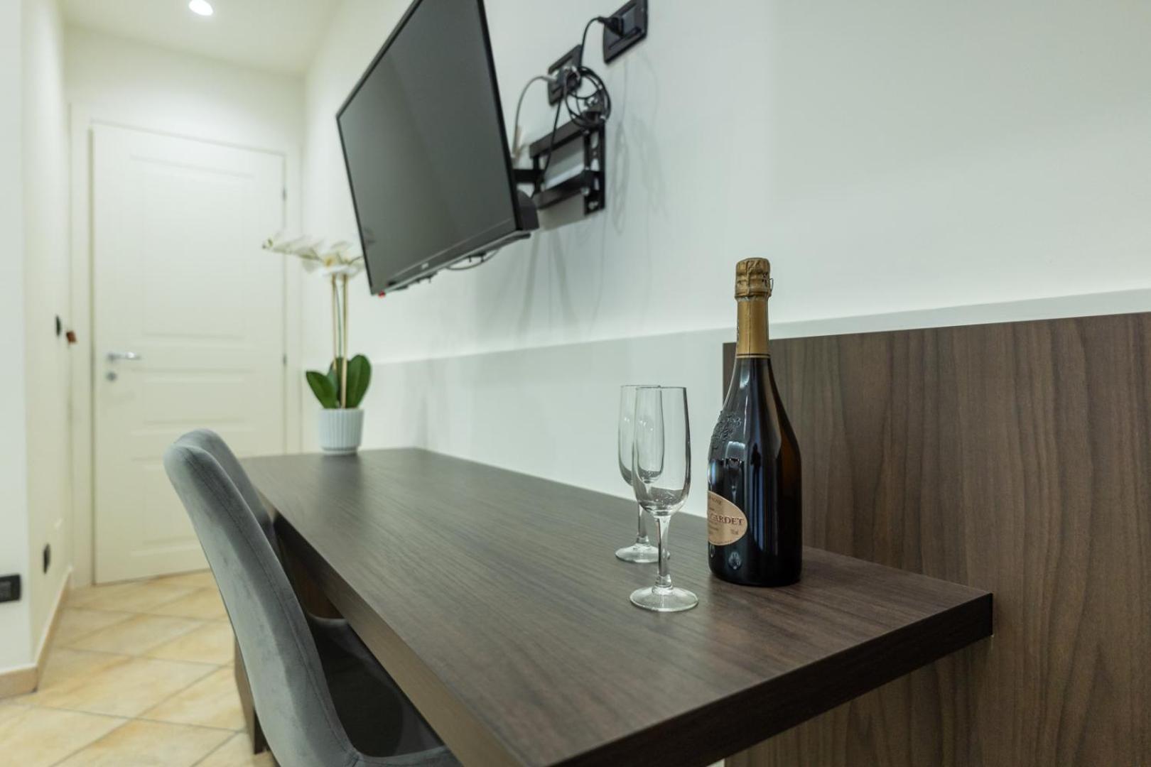 San Giusto Rooms 지아르디니낙소스 외부 사진